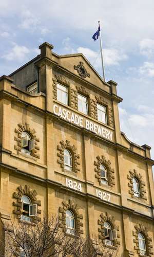 Book your hop-on hop-off sightseeing bus tour in Hobart, Australia – Official tickets, flexible routes, and free cancellation in 2025